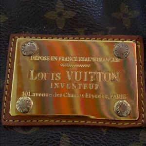 Louis Vuitton INVENTEUR